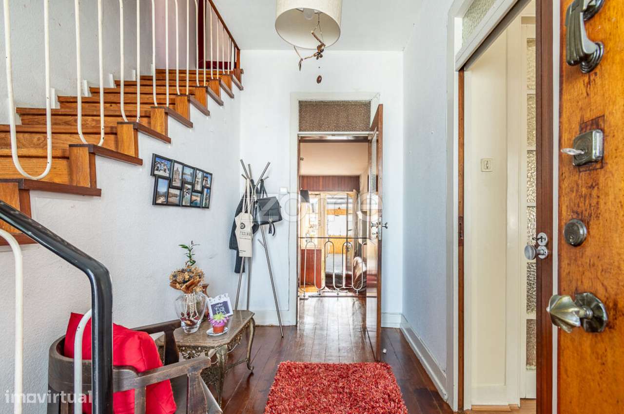 Moradia T5 Avenida Dr. Antunes Guimarães - Grande imagem: 4/44