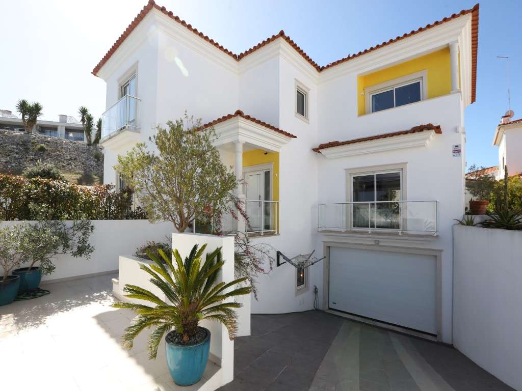 Magnífica Moradia T4 com piscina na Tapada | Sítio da Nazaré-7