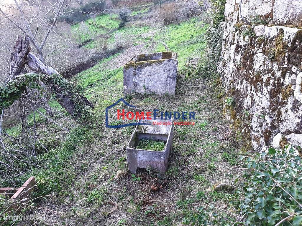 Moradia para Restauro - Fiães, Melgaço-30