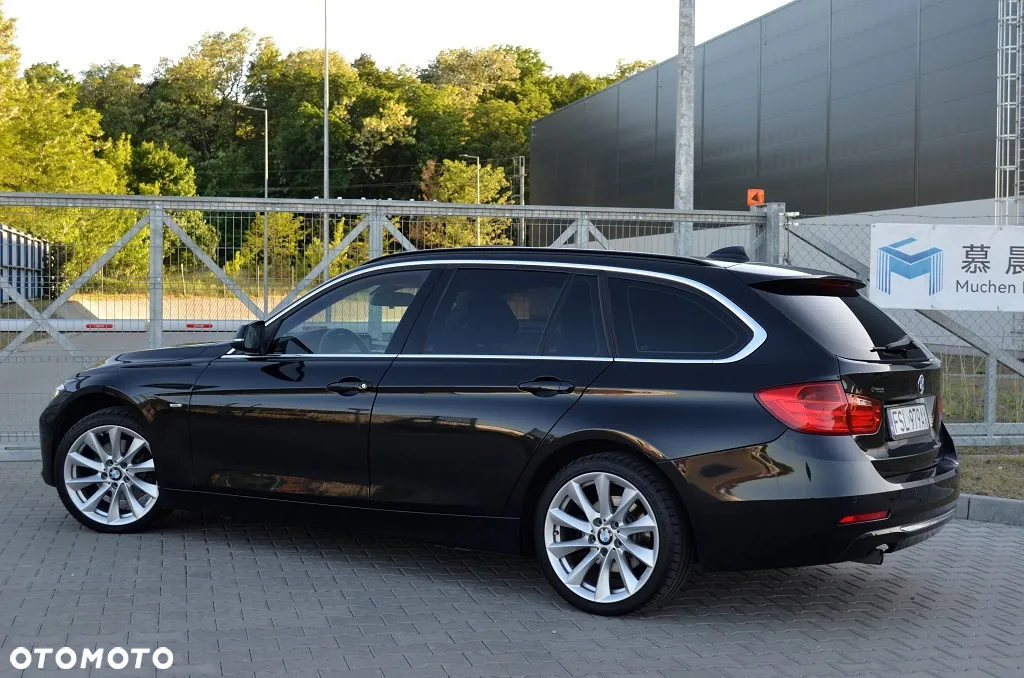 BMW Seria 3 320d Luxury Line - 11