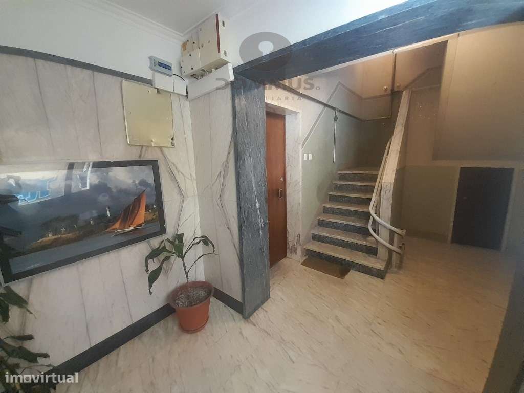 Apartamento T2 na Rinchoa - Próximo à Estação de Comboios-15