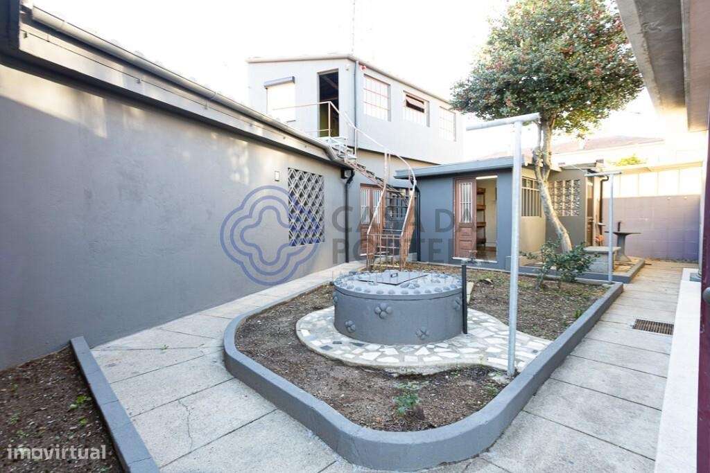 Moradia T4 com três frentes, Fânzeres junto à Avenida da Conduta - Grande imagem: 5/39