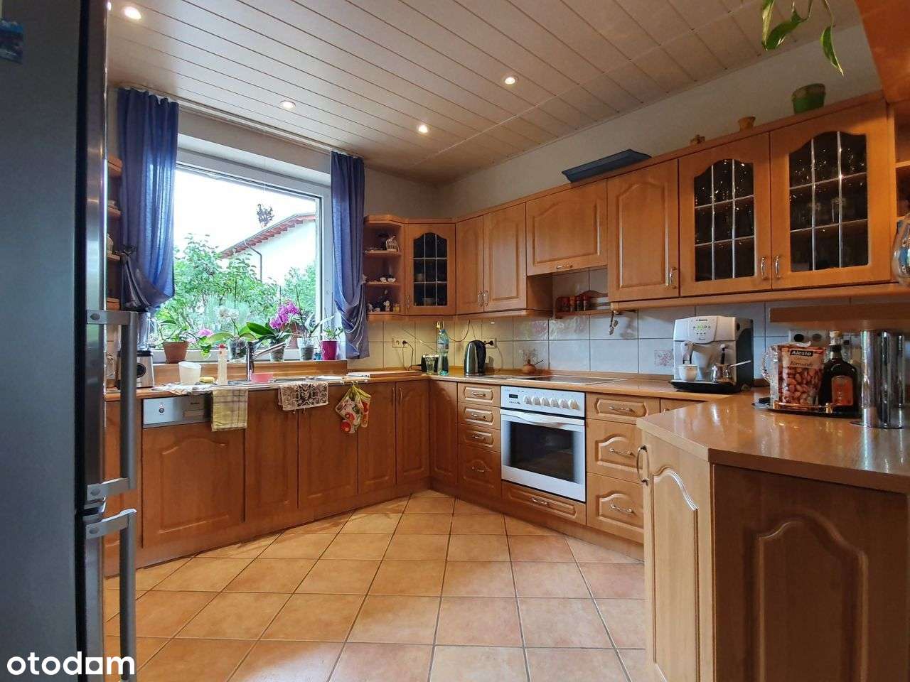 Dom z Ogrodem - 180m2 - Możliwość przekształcenia na 4 mieszkania!-2