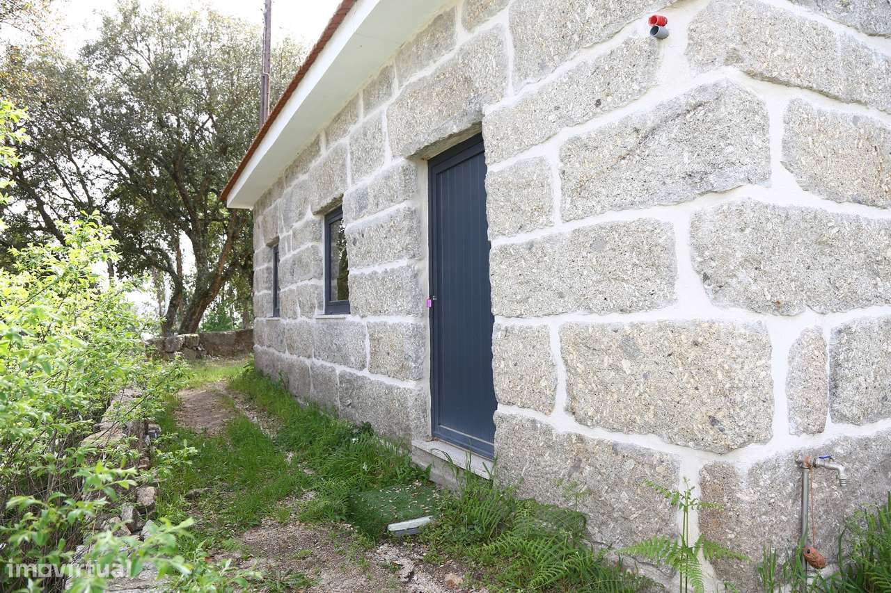 Moradia Isolada T2 Venda em Lustosa e Barrosas (Santo Estêvão),Lousada - Grande imagem: 5/20