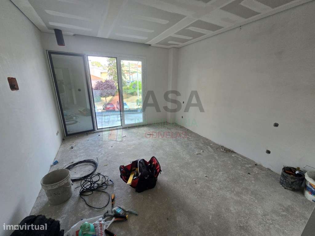 Apartamentos T2 e T3 em Caneças-16