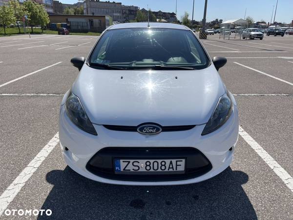 Ford Fiesta - 8