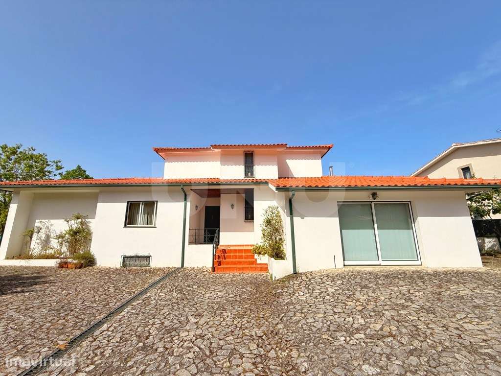 Moradia T4 com Piscina e 2 106m2 de Terreno em Caminha - Espaço e P...-15