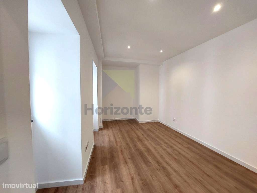 T4 Duplex Totalmente Recuperado no Centro Histórico de Portalegre-15