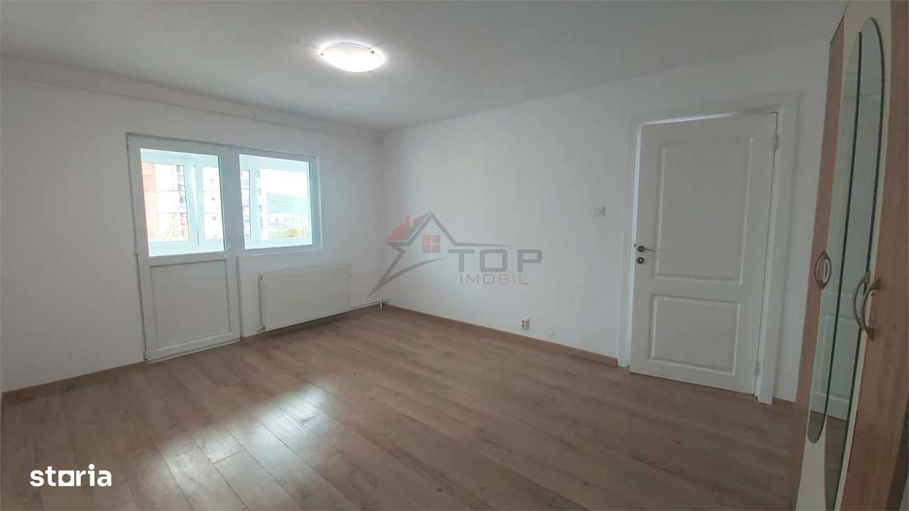 Apartament 2 camere decomandat, renovat- Nicolina, Rond Vechi - Imagine principală: 5/7