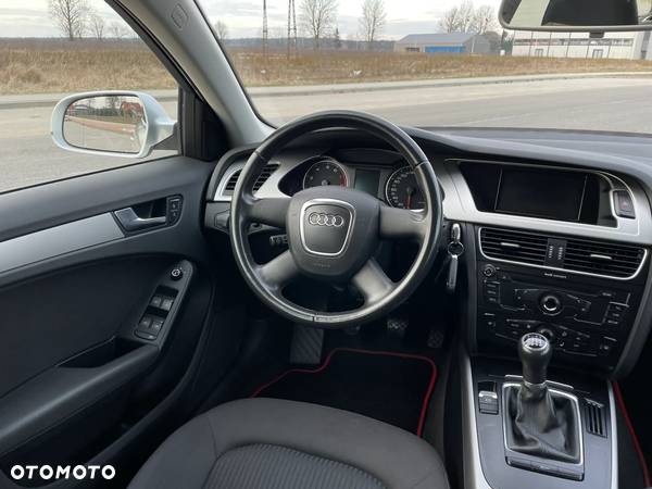 Audi A4 Avant 1.8 TFSI Attraction - 15