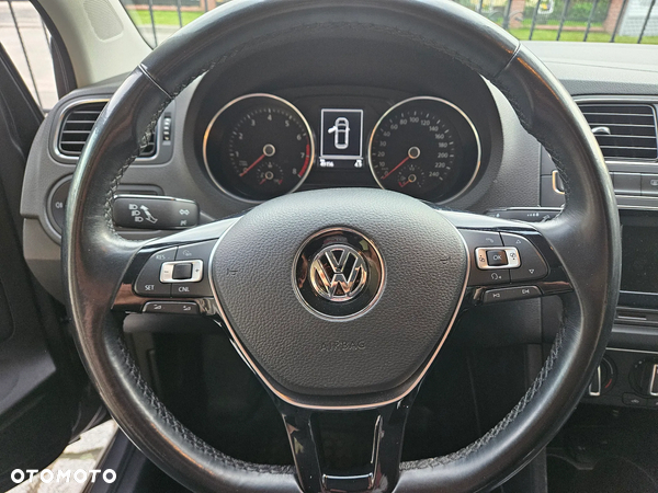 Volkswagen Polo - 10