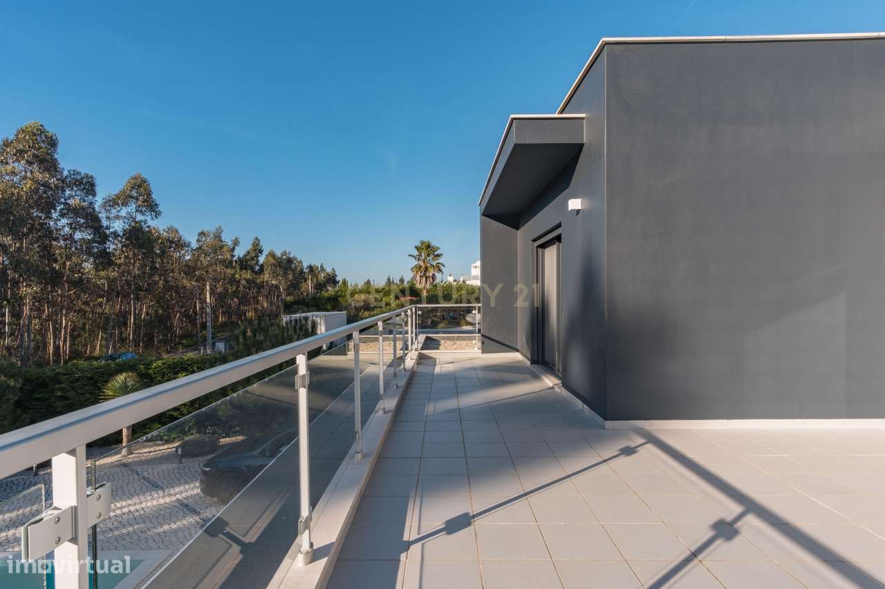 Moradia T3 Premium com Piscina Aquecida | Nadadouro – Costa de Prata-35
