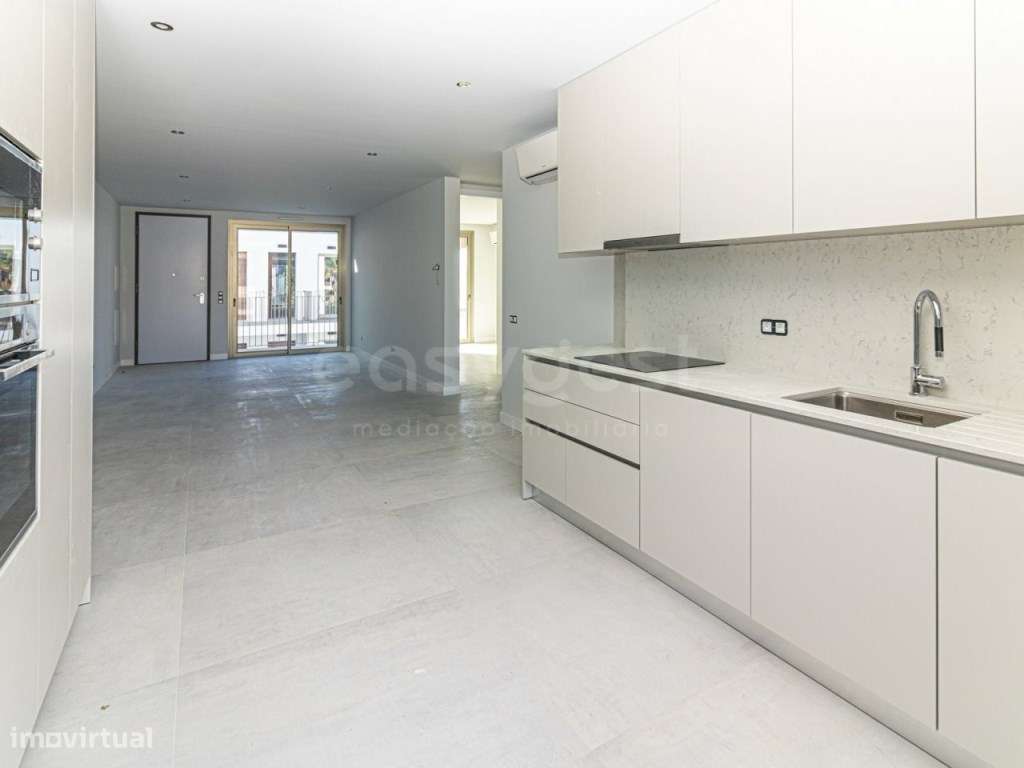 Apartamento T2 em condomínio com piscina em Cabanas de Tavira - Grande imagem: 2/19