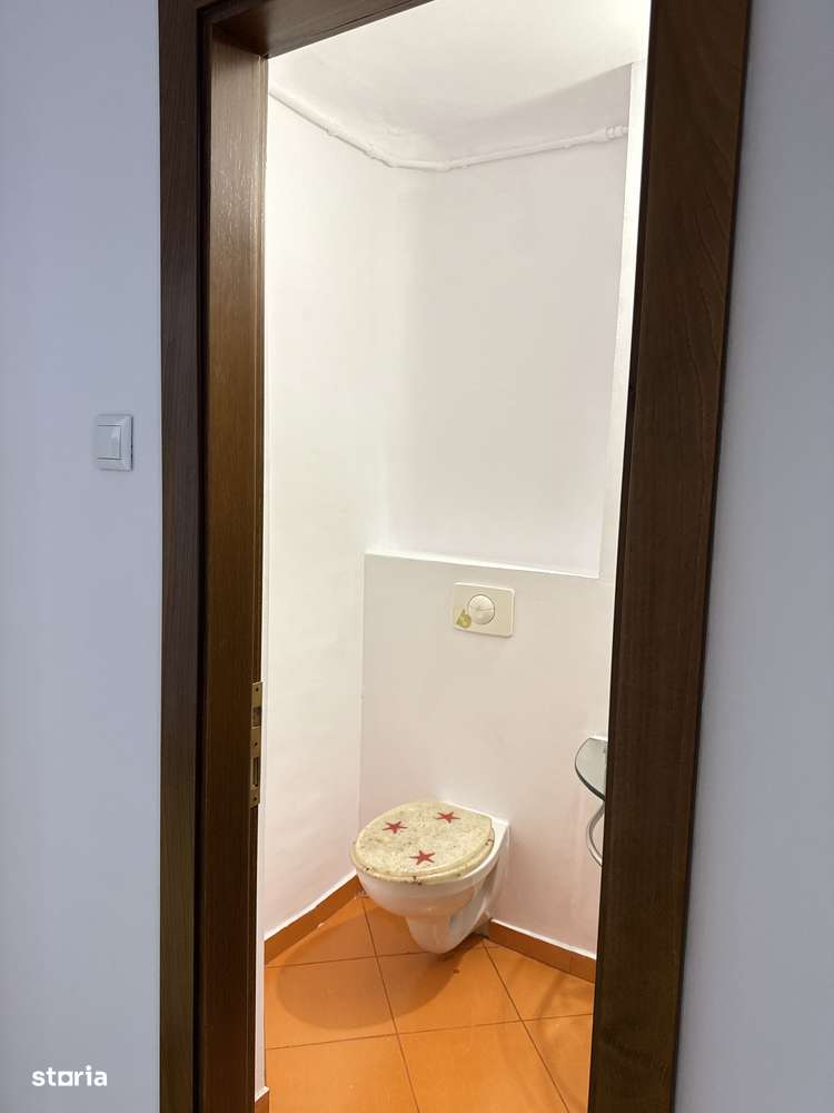 Apartament 3 camere, cartier 1 Mai (în spatele spitalului) - Imagine principală: 4/10