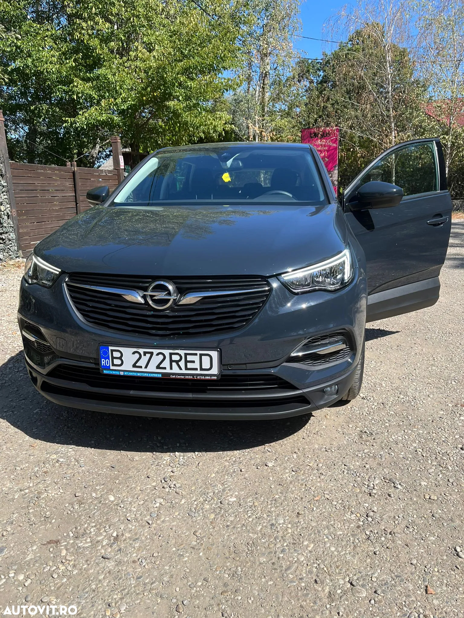 Opel Grandland X 1.2 Turbo START/STOP Aut. Innovation - 4