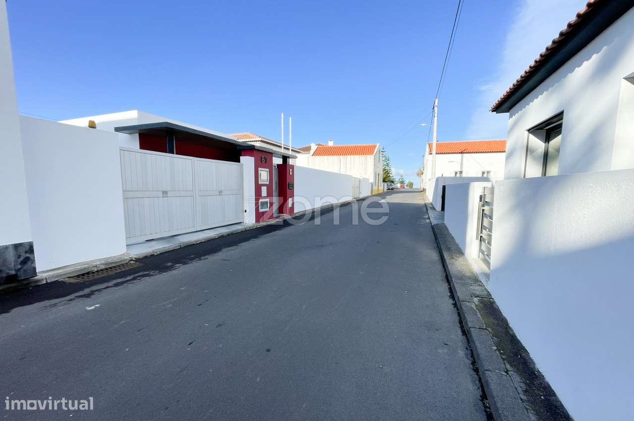 Moradia Térrea T3-Mosteiros.-2