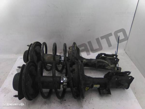 Conjunto Amortecedores Frente  Volvo V40 Combi 1.9 Td - 1