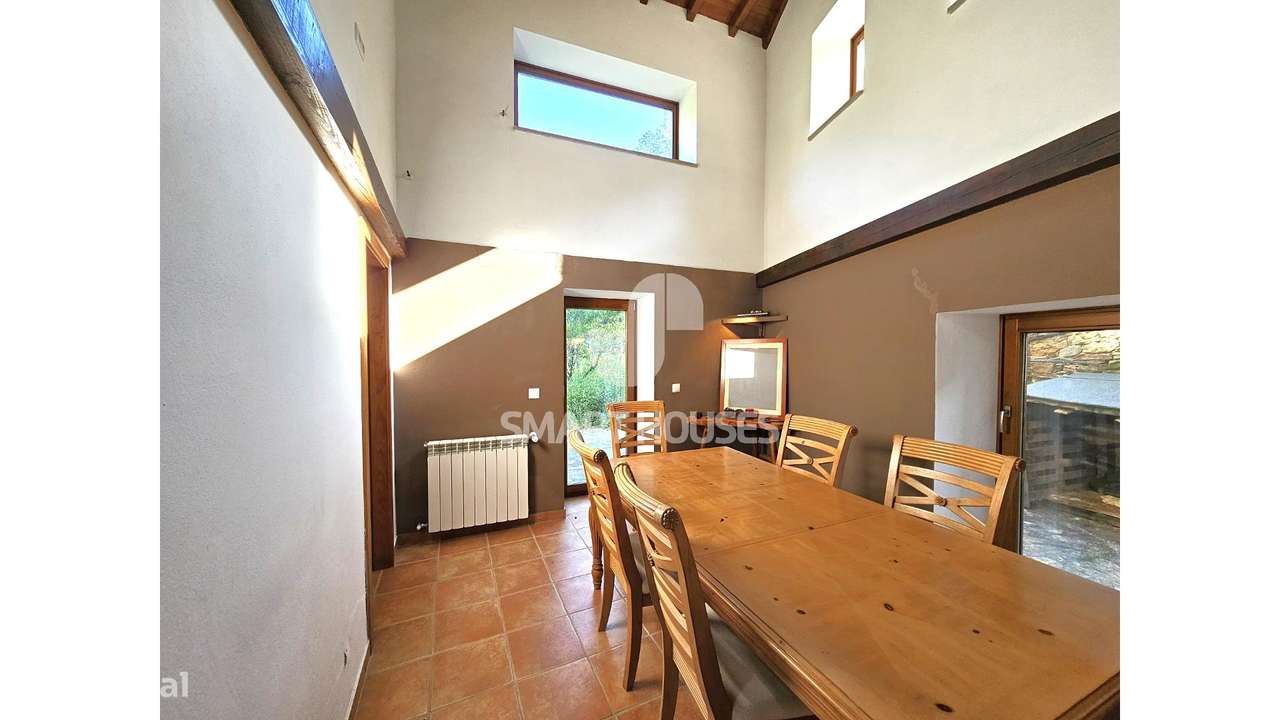 Moradia T3 Caratão c/ terreno junto rio-8