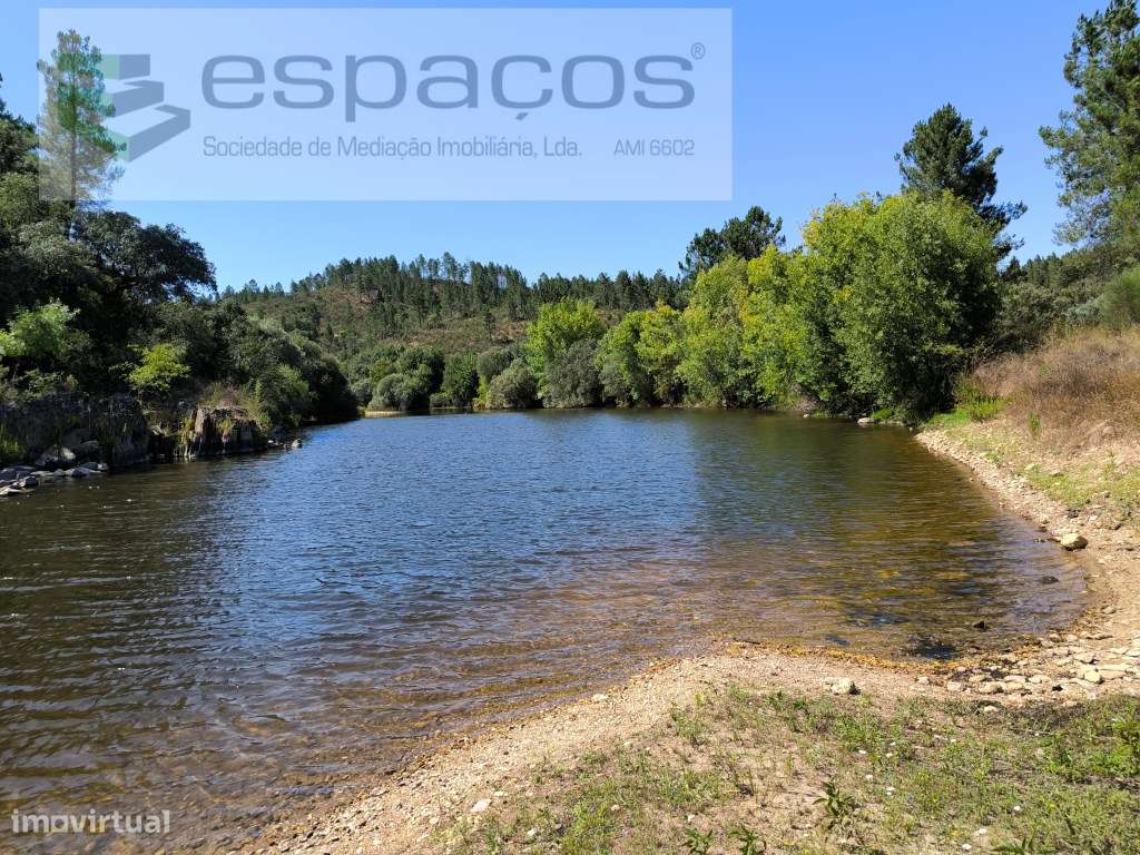 Terreno próximo do rio - Grande imagem: 5/7