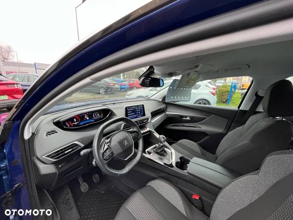 Peugeot 3008 1.5 BlueHDi Active S&S - 16