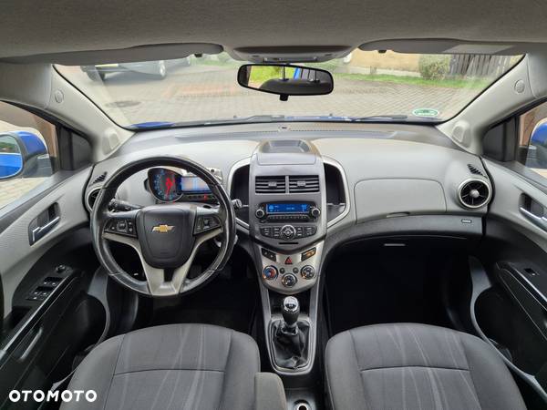 Chevrolet Aveo 1.6 LTZ S/S - 18