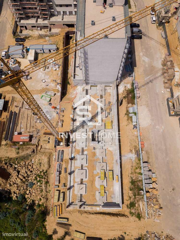 Apartamento T2 | Em construção | Varanda | Lug Garagem-9