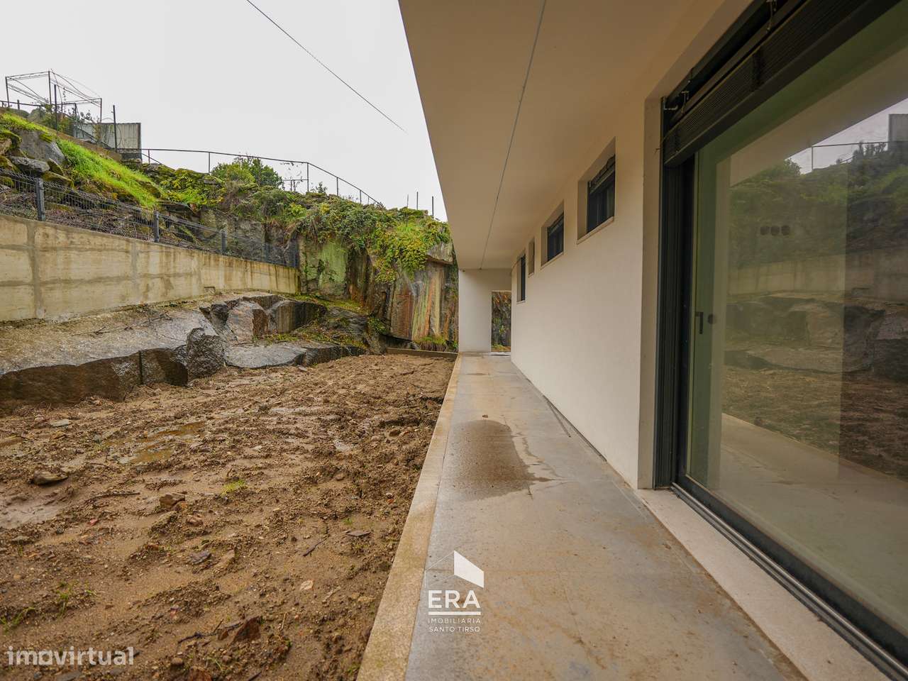 Moradia V3 com piscina em Roriz, Santo Tirso-7