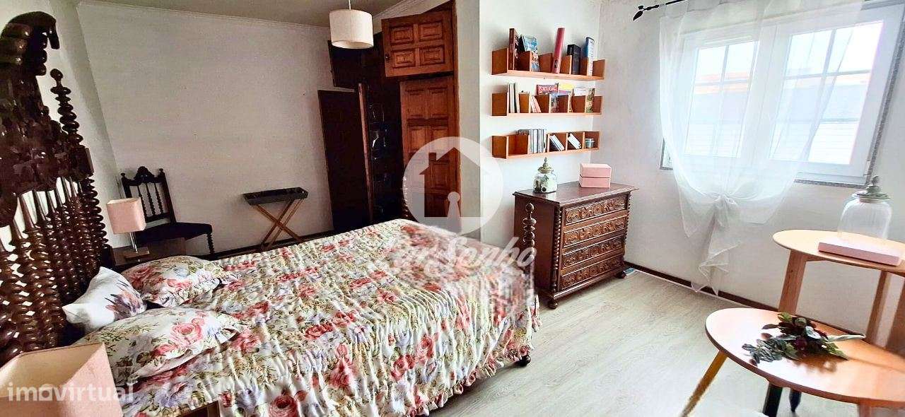 Moradia T5 Independente a 300m da Praia - Grande imagem: 5/30