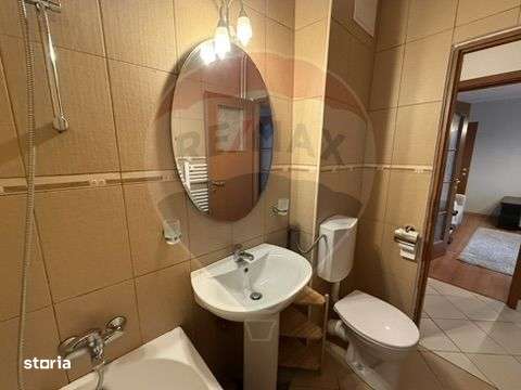 VANZARE Apartament cu 2 camere in zona Favorit / Drumul Taberei-11
