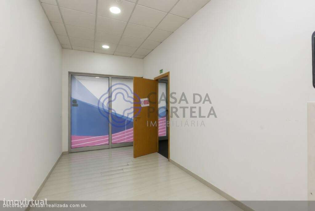 Venda de armazém industrial, escritório e logradouro em Ermesinde-29