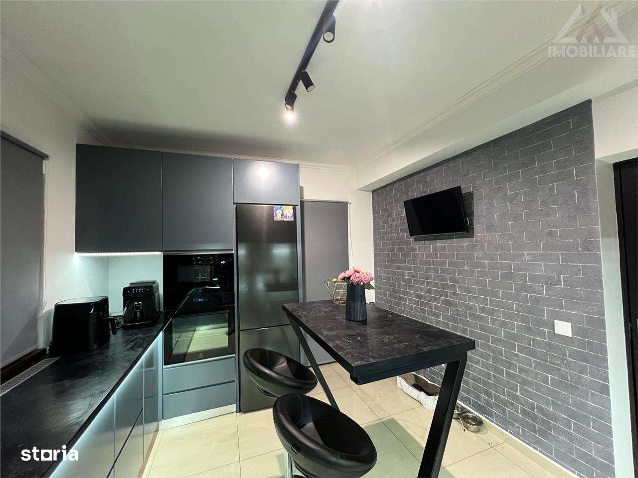 Casa Valea Lupului LUX,4 camere,2 bai,mobilata utilata,Teren 500 mp,Ga - Imagine principală: 3/15