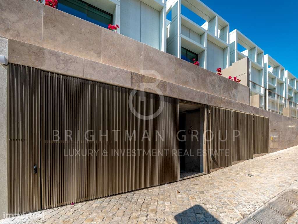 Moradia T4 com jardim e estacionamento em Alcântara, Lisboa - Grande imagem: 4/60