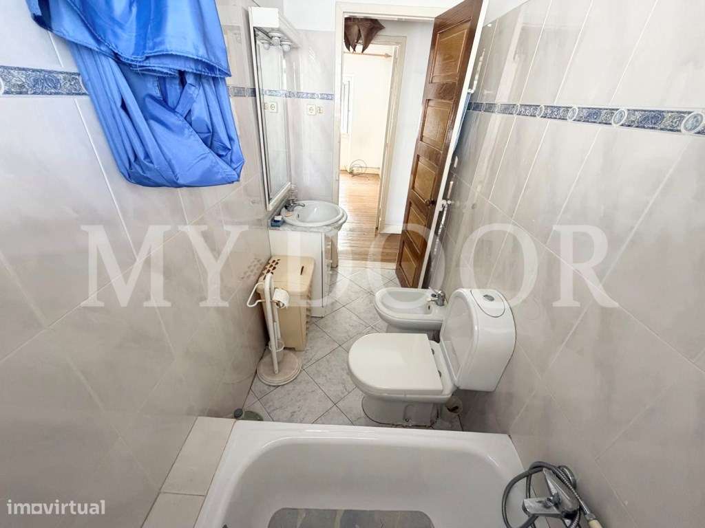 Apartamento T2 - Moscavide - 2º Andar - OPORTUNIDADE-27