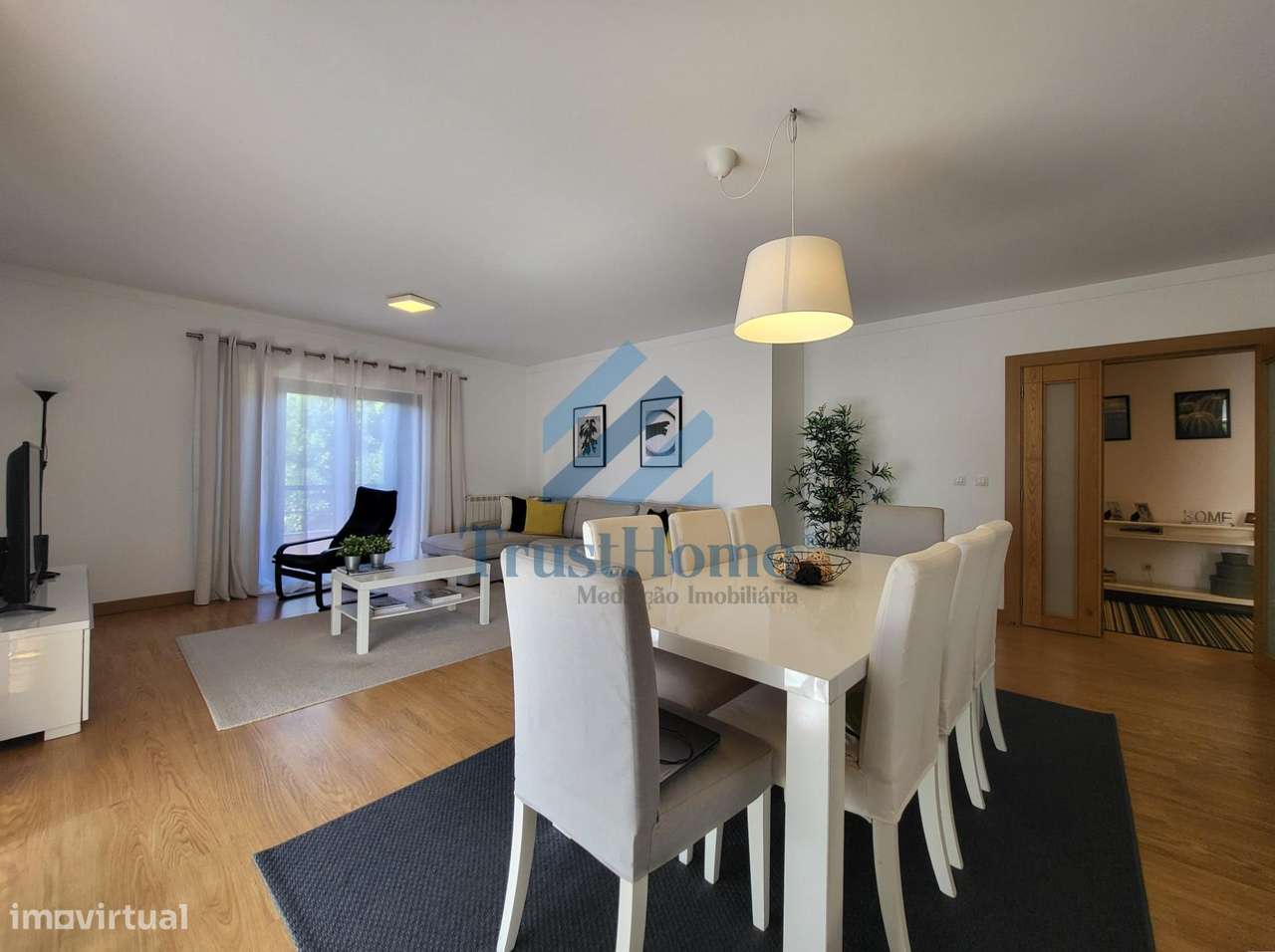 T3 em condomínio privado com dois lugares parqueamento-10