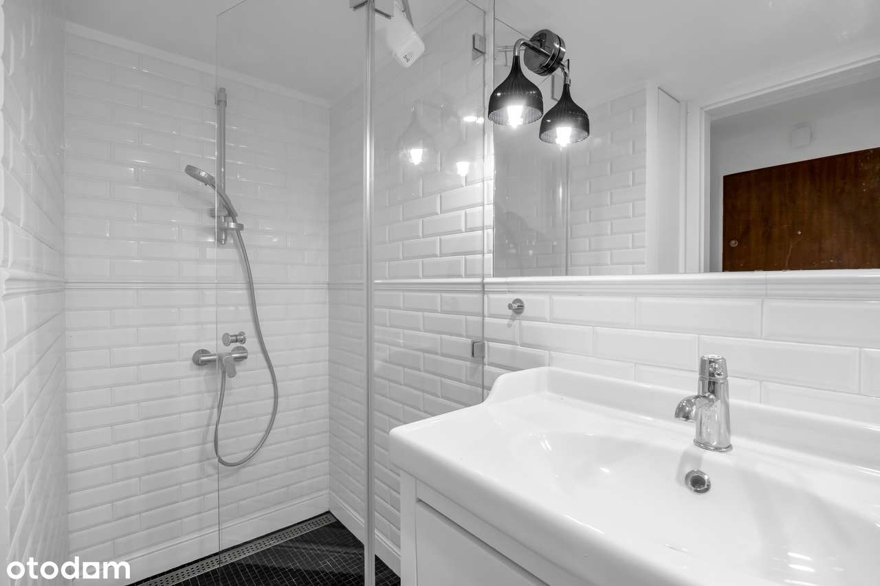 Kawalerka z antresolą przy Hali Koszyki-10