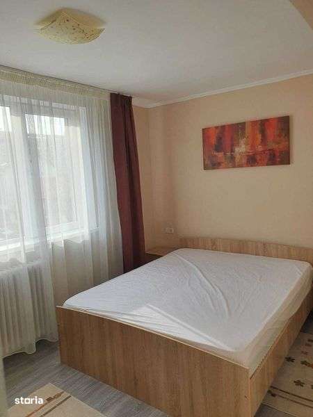 chirie, lux, central, - Imagine principală: 4/4