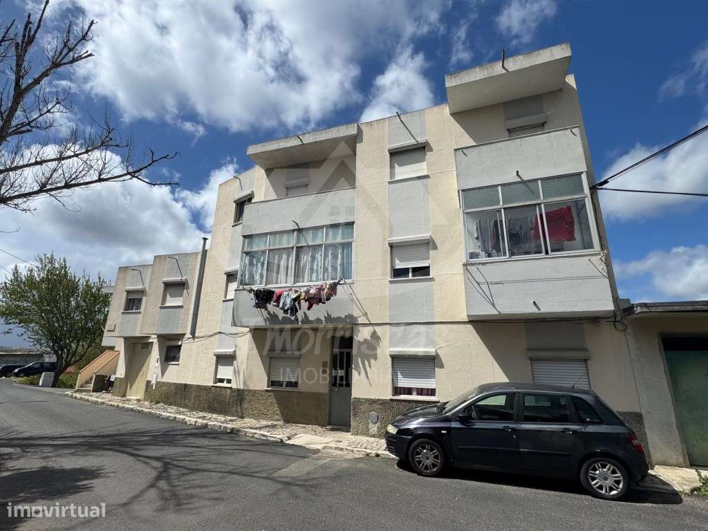 Prédio com 9 frações para investimento no Olival Basto, Póvoa de Sa... - Grande imagem: 4/7