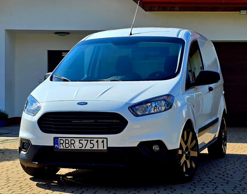 Ford Transit Courier 2019