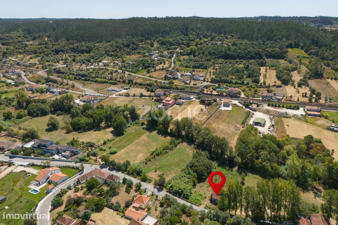 Moradia T2 | Lote com 550m2| Albergaria dos Doze | Abrigo do Simplex-16