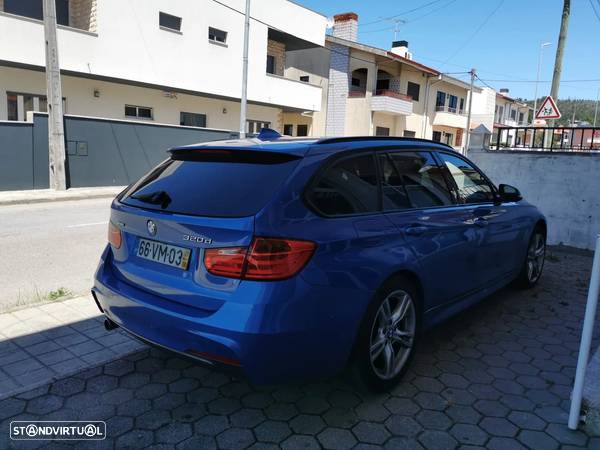 BMW 320 Gran Turismo d xDrive Pack M - 2