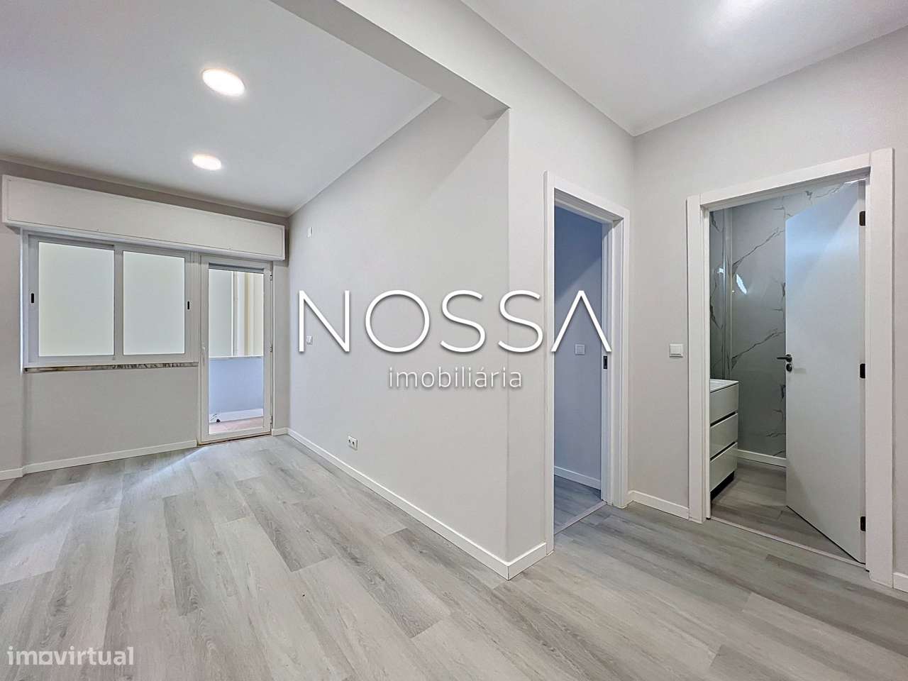 T1 Totalmente Remodelado | Amadora | Excelente Localização-17