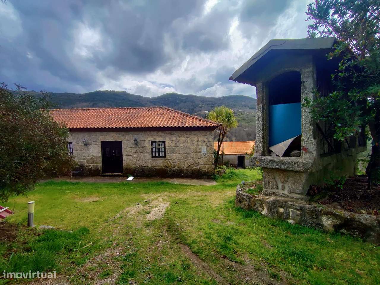 Quinta com ancestral moradia para habitação particular ou turismo de h - Grande imagem: 4/49