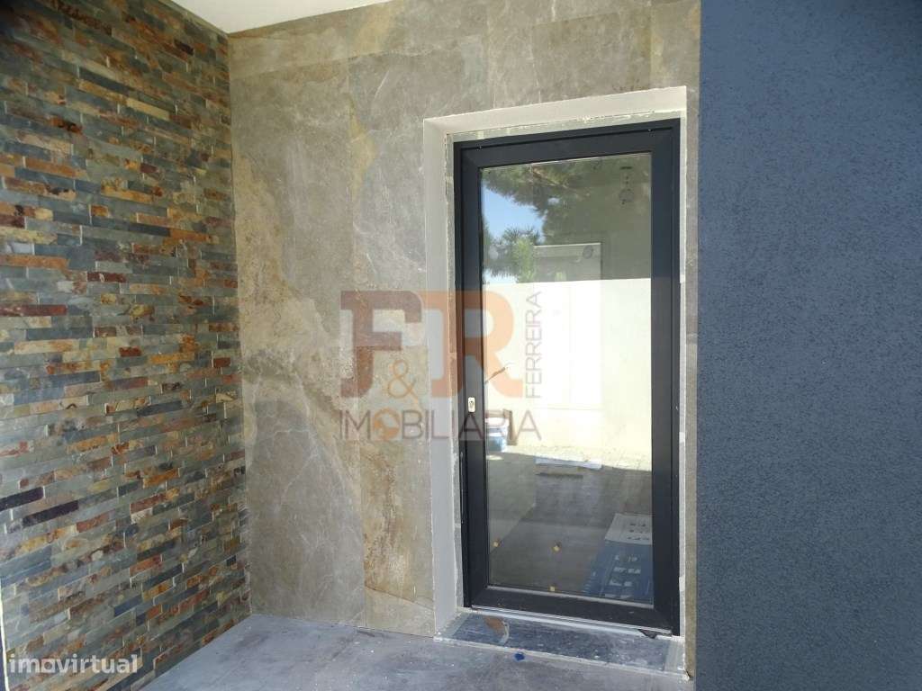 Moradia Isolada Térrea T3 com piscina e garagem Azeitão - Grande imagem: 5/41