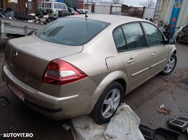 Dezmembrez renault megane 1.5 dci - 3