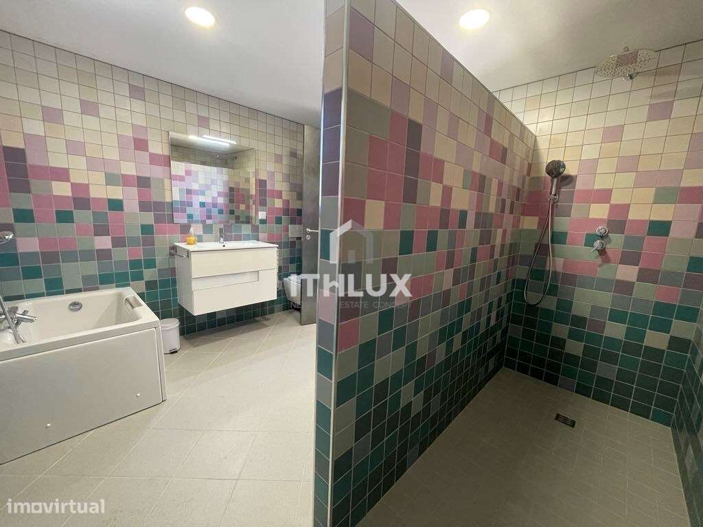 Uma propriedade privada de luxo com vistas panorâmicas para o oceano e-32