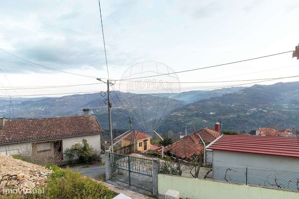 Moradia T3 para venda-8