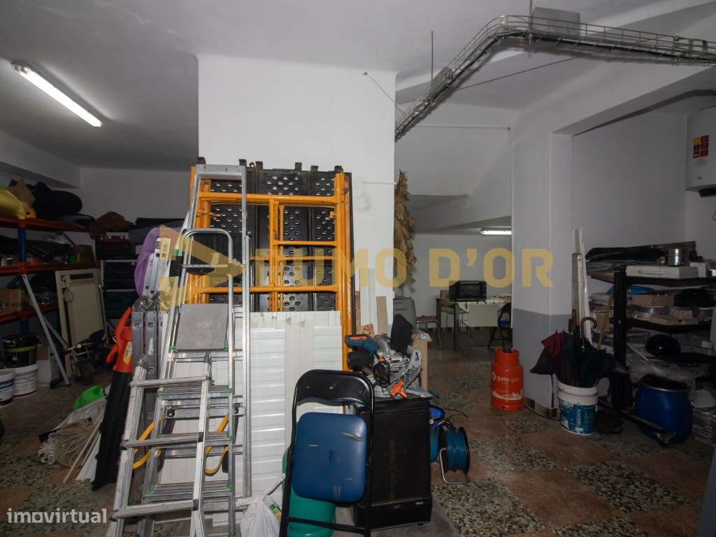 Armazém 198m² no Centro do Carregado - Com Escritório, Cozinha e Ca...-6