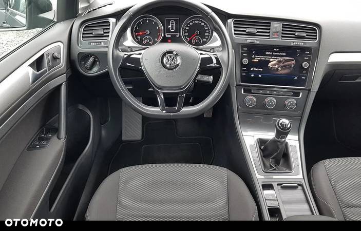 Volkswagen Golf VII 1.0 TSI BMT Trendline - 17