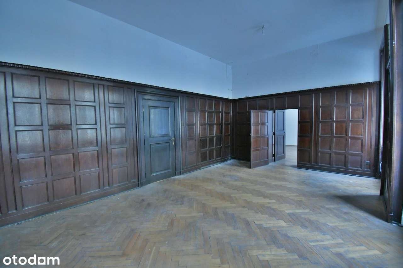 XVIII wieczny pałac w sercu Wrocławia na sprzedaż-13