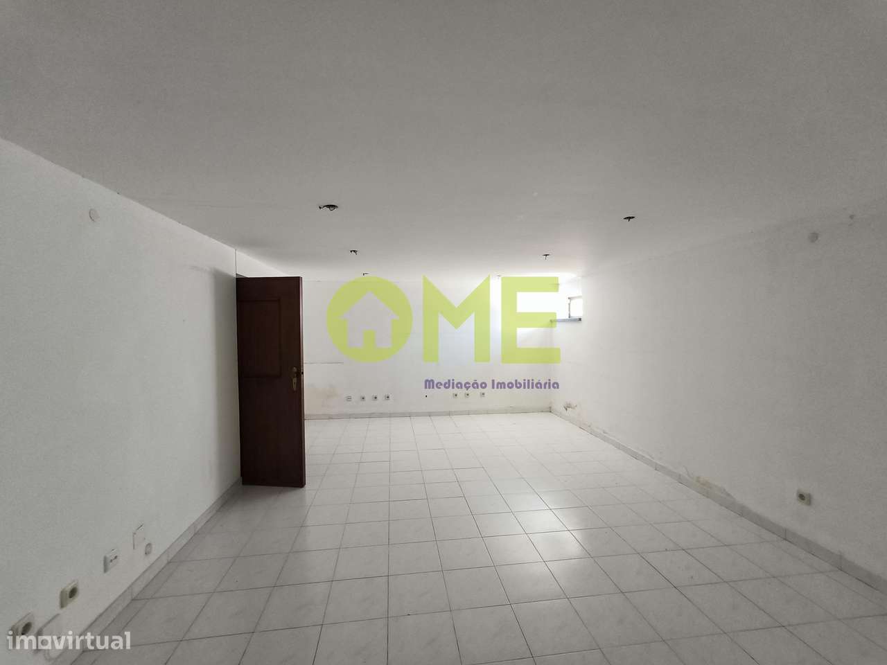 Loja Comercial/Serviços em Ourém - Excelente Oportunidade-7